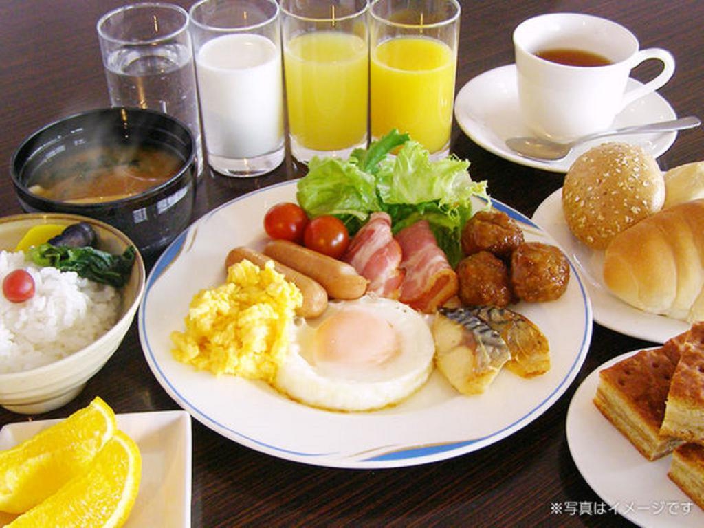 โรงแรมสึบาเมะ ฮิลล์ Tsubame ภายนอก รูปภาพ
